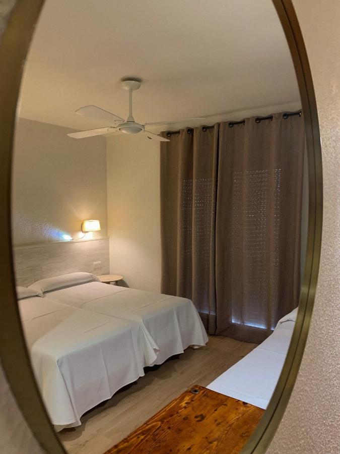 Hotel & Restaurant Figueres Parc Els Hostalets  Luaran gambar