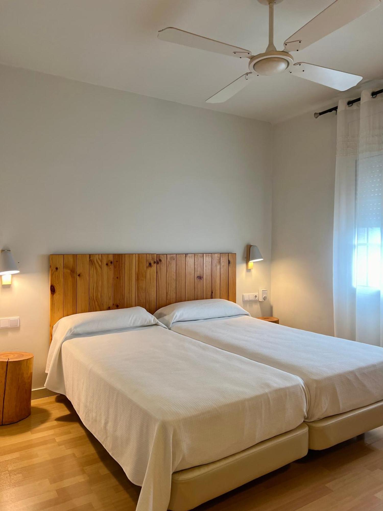 Hotel & Restaurant Figueres Parc Els Hostalets  Luaran gambar