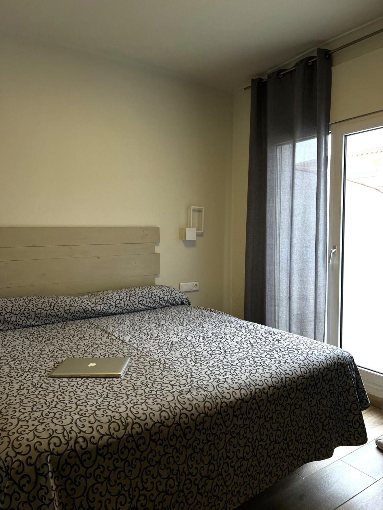 Hotel & Restaurant Figueres Parc Els Hostalets  Luaran gambar