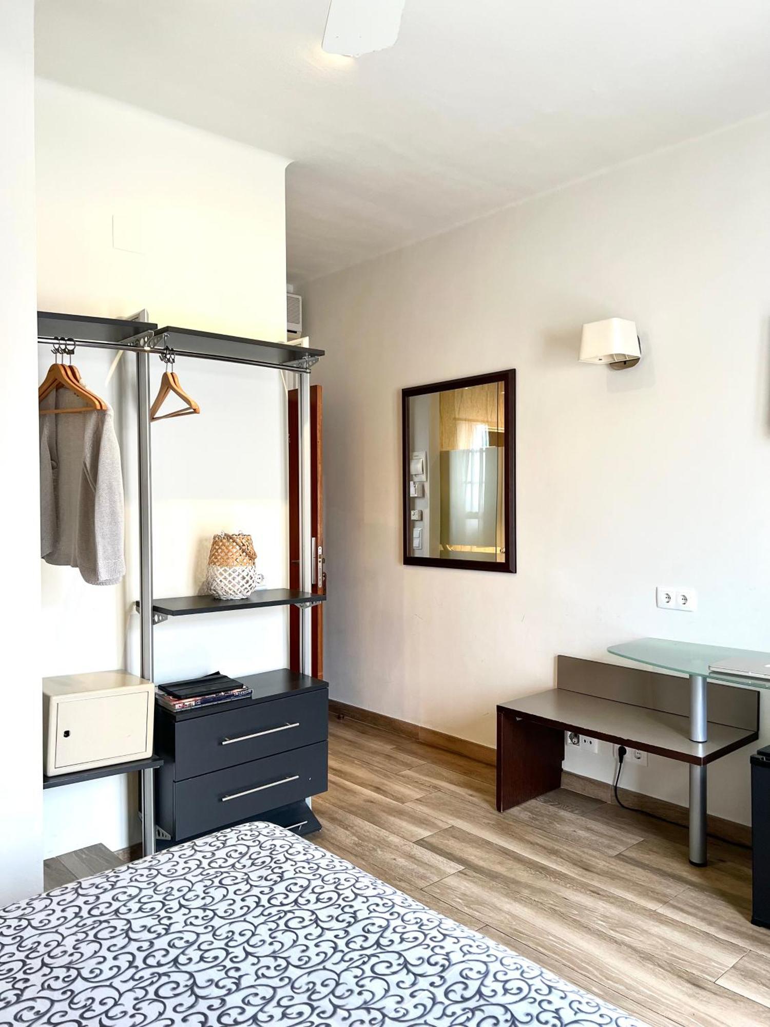 Hotel & Restaurant Figueres Parc Els Hostalets  Luaran gambar