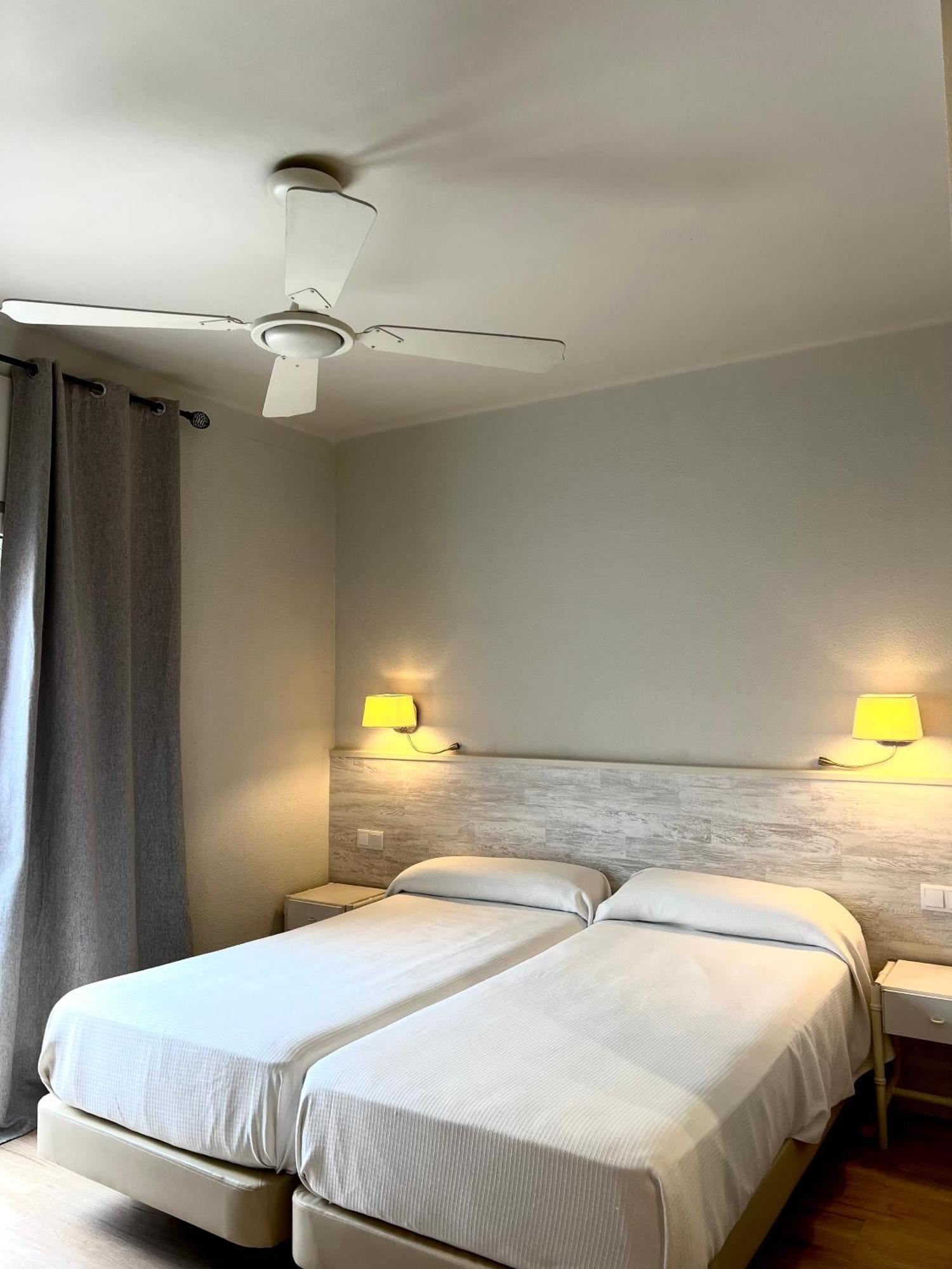 Hotel & Restaurant Figueres Parc Els Hostalets  Luaran gambar