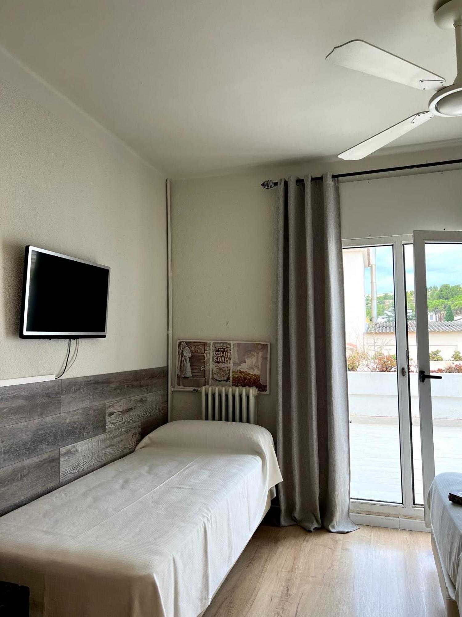 Hotel & Restaurant Figueres Parc Els Hostalets  Luaran gambar