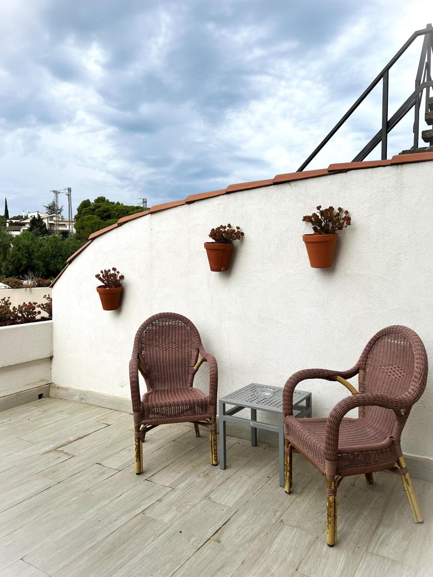 Hotel & Restaurant Figueres Parc Els Hostalets  Luaran gambar